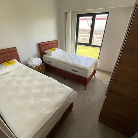 In Basaksehir 450 Meters Far From Metro Station شقة *